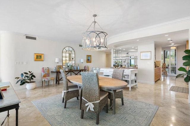 2001 SE Sailfish Point Boulevard 105, Stuart, FL 34996