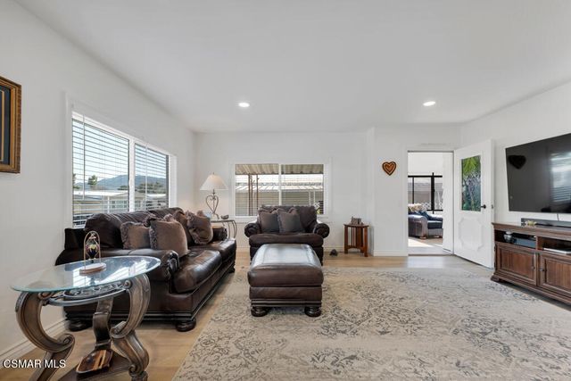 68 La Palma, Newbury Park, CA 91320