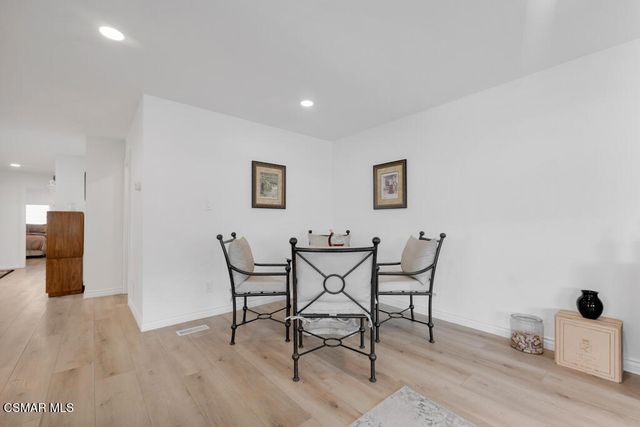 68 La Palma, Newbury Park, CA 91320