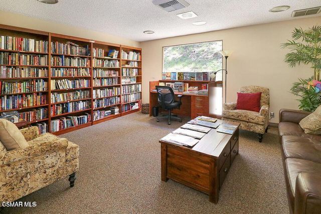 68 La Palma, Newbury Park, CA 91320