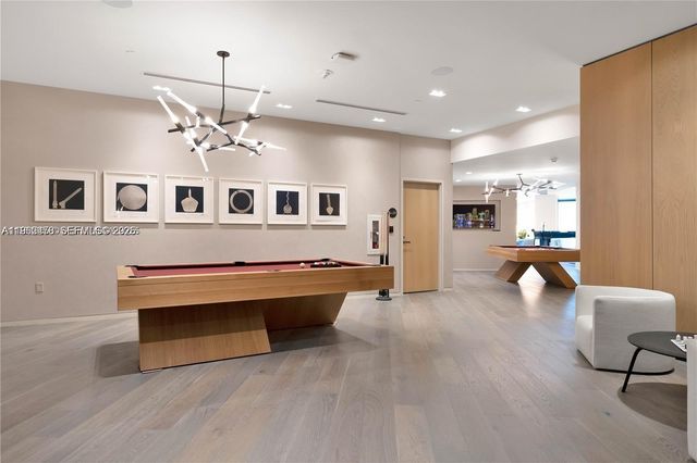 650 NE 32nd St BH6, Miami, FL 33137