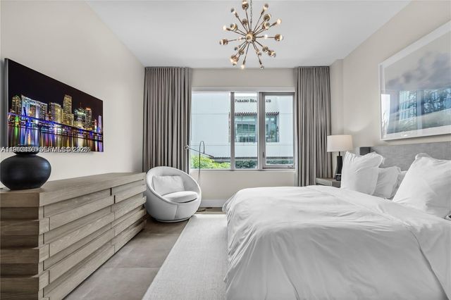 650 NE 32nd St BH6, Miami, FL 33137