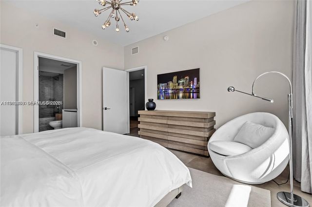 650 NE 32nd St BH6, Miami, FL 33137