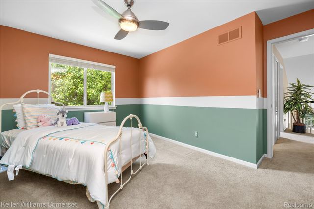 8354 Hummingbird, Commerce Charter Township, MI 48382