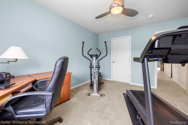 8354 Hummingbird, Commerce Charter Township, MI 48382