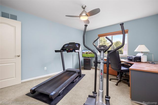 8354 Hummingbird, Commerce Charter Township, MI 48382