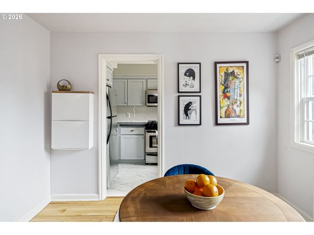 227 Ne 61ST Ave 1, Portland, OR 97213