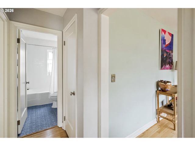 227 Ne 61ST Ave 1, Portland, OR 97213