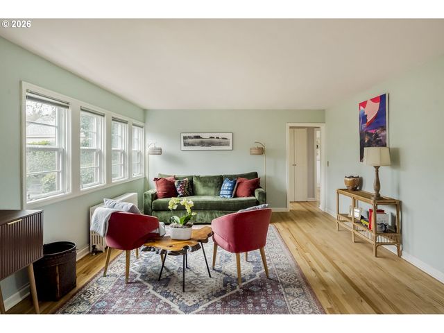 227 Ne 61ST Ave 1, Portland, OR 97213