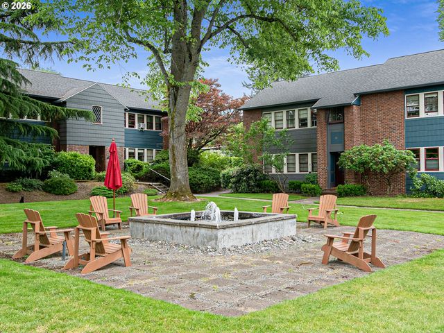 227 Ne 61ST Ave 1, Portland, OR 97213