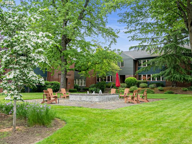 227 Ne 61ST Ave 1, Portland, OR 97213