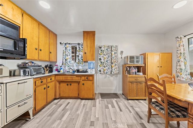 526 E Olive Avenue A, Monrovia, CA 91016