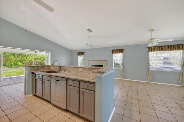 13440 SW PEMBROKE CIRCLE N, Lake Suzy, FL 34269