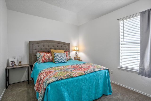 512 Oak Ridge Court, Crowley, TX 76036