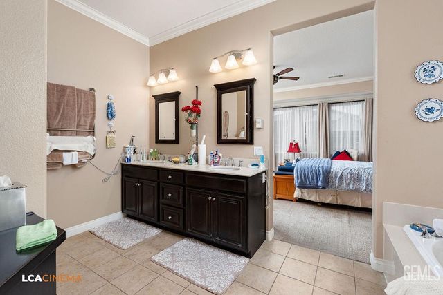 9804 Kingsport Place, Bakersfield, CA 93306