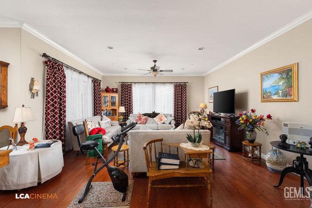 9804 Kingsport Place, Bakersfield, CA 93306