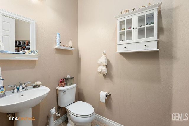 9804 Kingsport Place, Bakersfield, CA 93306