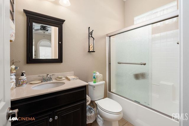 9804 Kingsport Place, Bakersfield, CA 93306