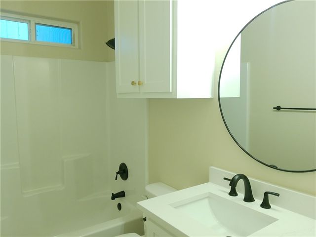 7637 Clearbrook Dr, Corpus Christi, TX 78413