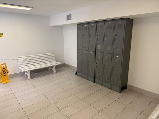 2201 S Ocean Dr 904, Hollywood, FL 33019