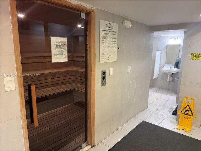 2201 S Ocean Dr 904, Hollywood, FL 33019