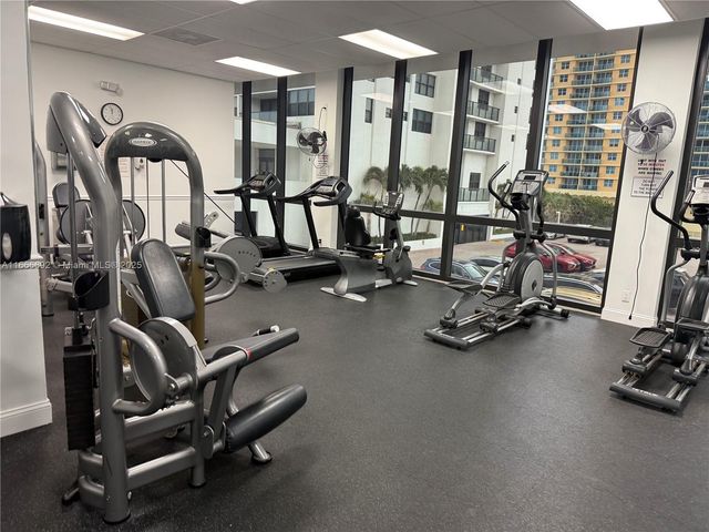 2201 S Ocean Dr 904, Hollywood, FL 33019