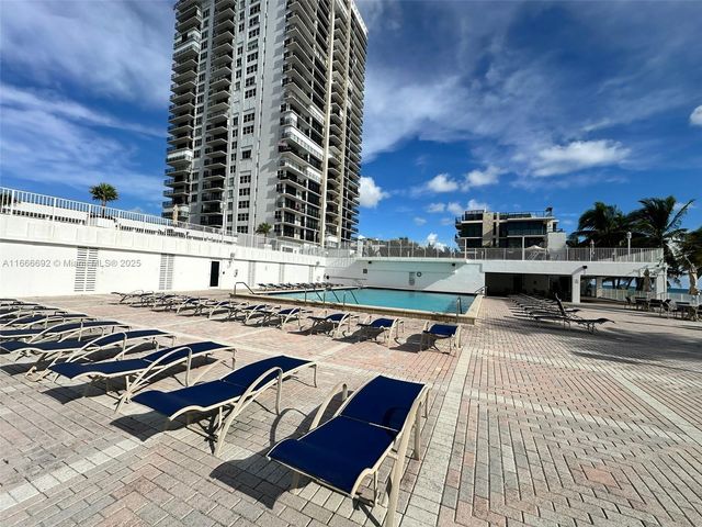 2201 S Ocean Dr 904, Hollywood, FL 33019