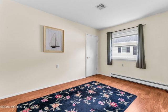 10 Biabou Drive, Toms River, NJ 08757