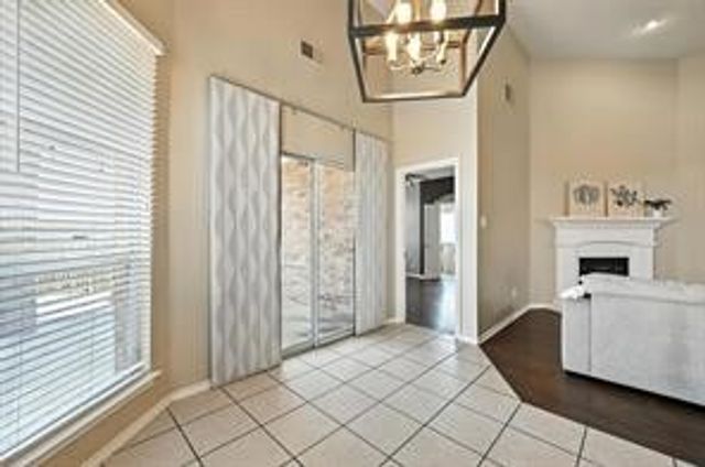 12500 Cottageville Lane, Fort Worth, TX 76244