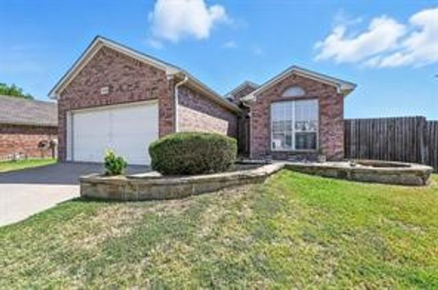 12500 Cottageville Lane, Fort Worth, TX 76244