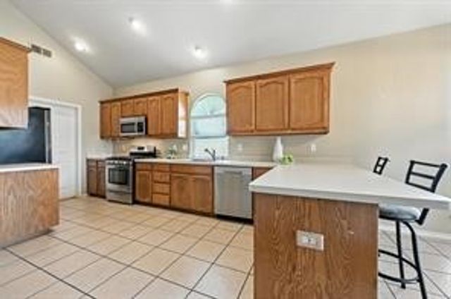 12500 Cottageville Lane, Fort Worth, TX 76244