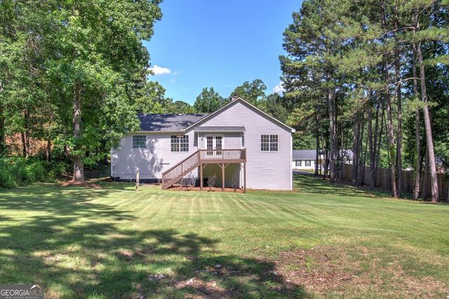 546 Preston Place Court, Carrollton, GA 30117