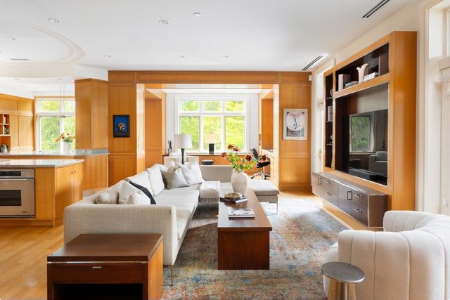 120 Seaver Street C102, Brookline, MA 02445