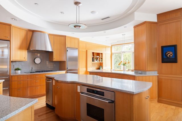 120 Seaver Street C102, Brookline, MA 02445