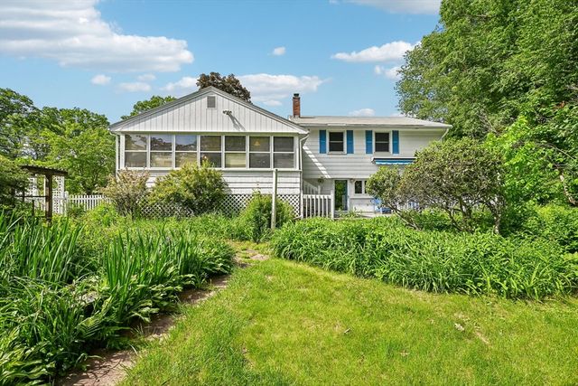 15 Dana Rd, Maynard, MA 01754