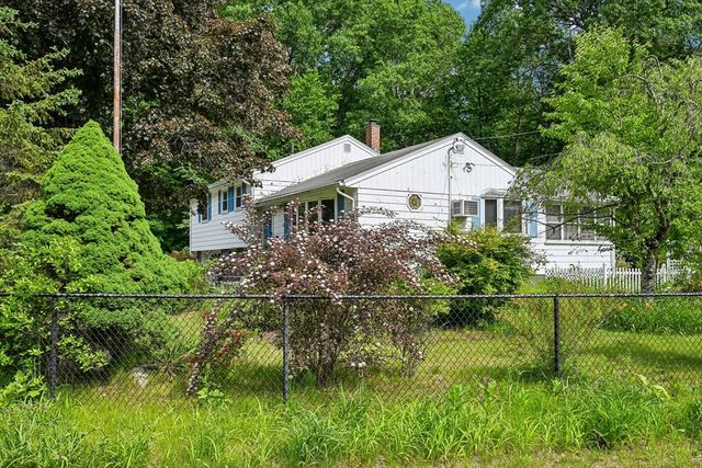 15 Dana Rd, Maynard, MA 01754