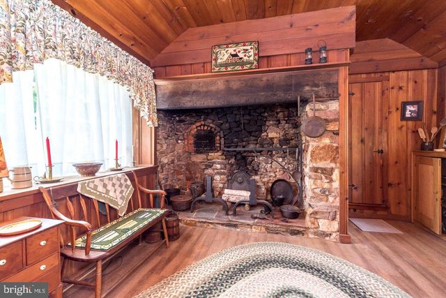 345 PARK AVE, Chalfont, PA 18914