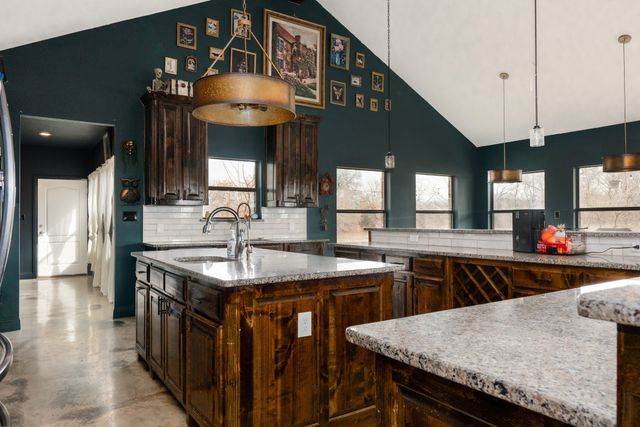 1460 County Road 3591, Paradise, TX 76073