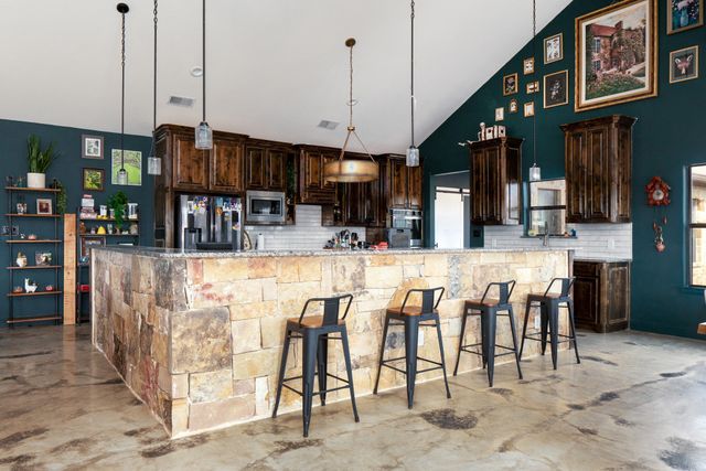 1460 County Road 3591, Paradise, TX 76073