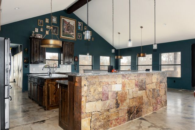 1460 County Road 3591, Paradise, TX 76073