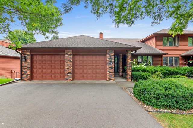 18 Anemone Circle, North Oaks, MN 55127