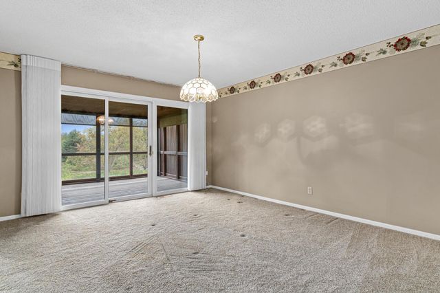 18 Anemone Circle, North Oaks, MN 55127