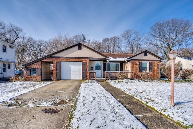 398 Crestview Avenue, Akron, OH 44320