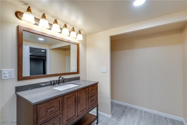 398 Crestview Avenue, Akron, OH 44320