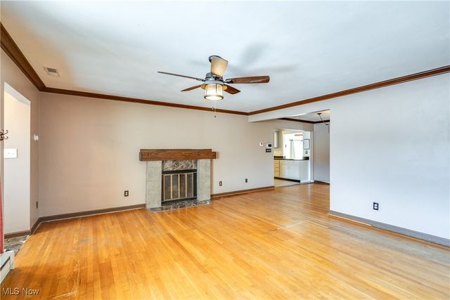 398 Crestview Avenue, Akron, OH 44320