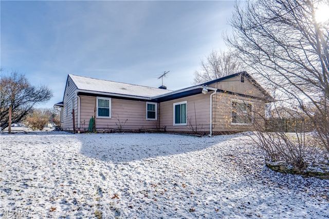 398 Crestview Avenue, Akron, OH 44320