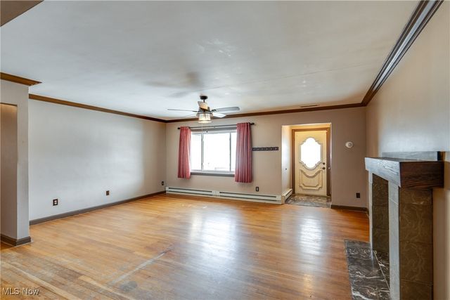 398 Crestview Avenue, Akron, OH 44320