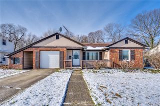 398 Crestview Avenue, Akron, OH 44320