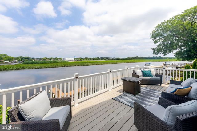 55 EDGEWATER AVE, Westville, NJ 08093