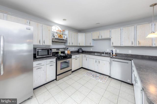 55 EDGEWATER AVE, Westville, NJ 08093